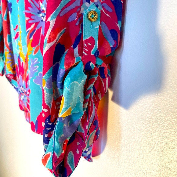 ‼️CLOSING SALE‼️ NWOT [Lilly Pulitzer] Elsa Silk Popover Blouse - Picture 3 of 3